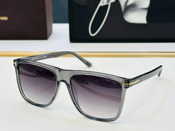 Picture of Tom Ford Sunglasses _SKUfw76017557fw